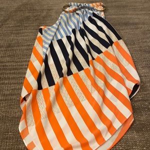 Gorgeous Flowy tank top